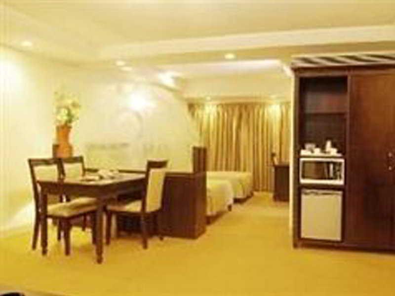 Hotel Mandakini Ambience Pune Esterno foto